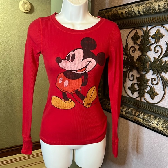 Disney Tops - red Waffle LS & grey graphic SS tee - Sz  S - Picture 2 of 16